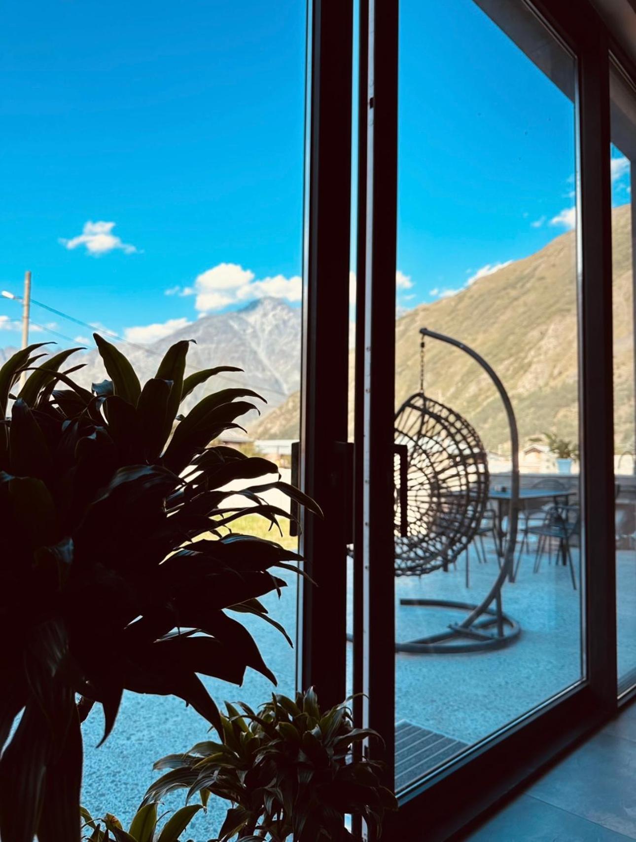 Alpine Escape Kazbegi Βίλα Εξωτερικό φωτογραφία